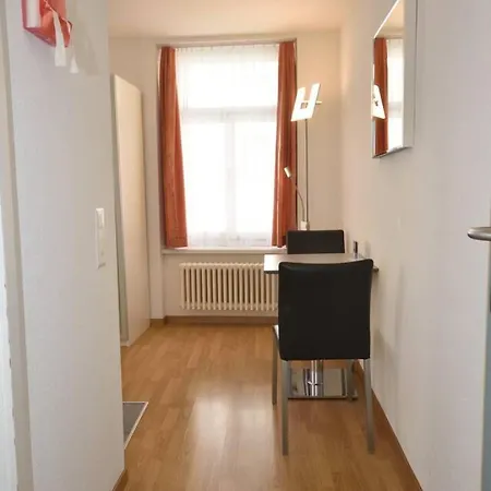 Appartement Near Rennweg - Stork 33 *